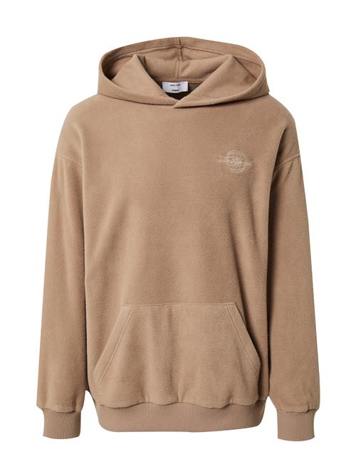 Se DAN FOX APPAREL Pullover 'Rayan'  taupe ved About You