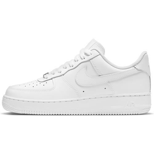 Se Nike Sportswear Sneaker low 'AIR FORCE 1 07'  hvid ved About You