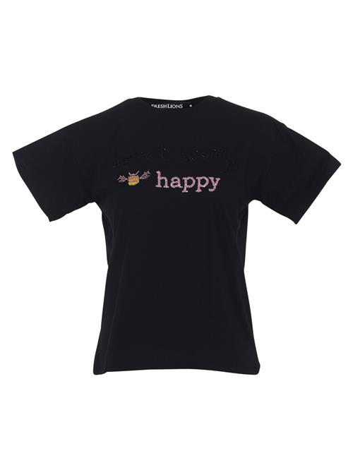 Se FRESHLIONS Shirts ' Happy '  lyserød / sort ved About You