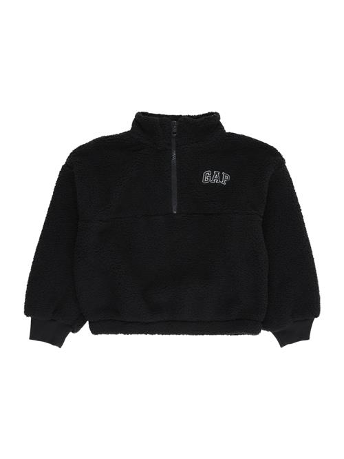 Se GAP Pullover  sort / hvid ved About You