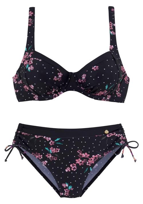 Se LASCANA Bikini 'Wire Osaka'  sort ved About You