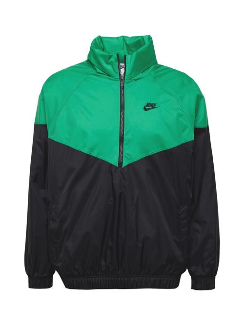 Nike Sportswear Overgangsjakke 'Windrunner'  græsgrøn / sort