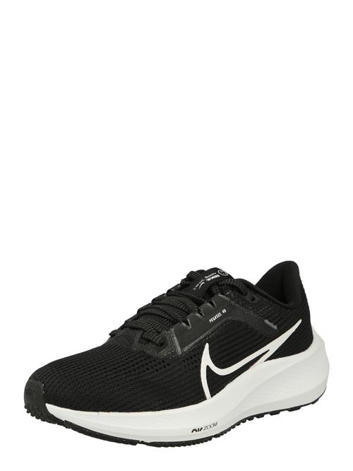 Se NIKE Løbesko 'Air Zoom Pegasus 40'  sort / hvid ved About You