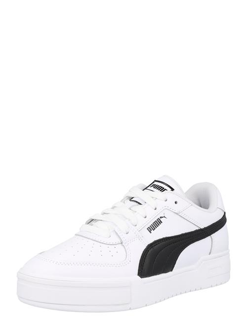 Se PUMA Sneaker low 'CA Pro Classic'  sort / hvid ved About You