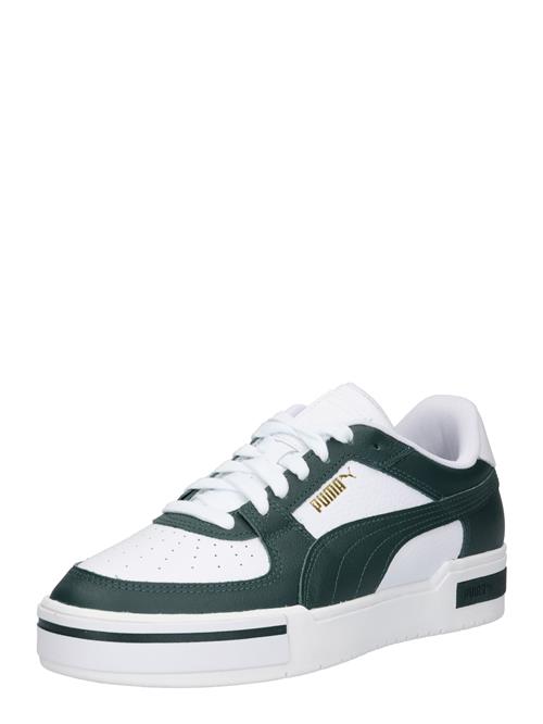 Se PUMA Sneaker low 'CA Pro Classic'  guld / gran / hvid ved About You