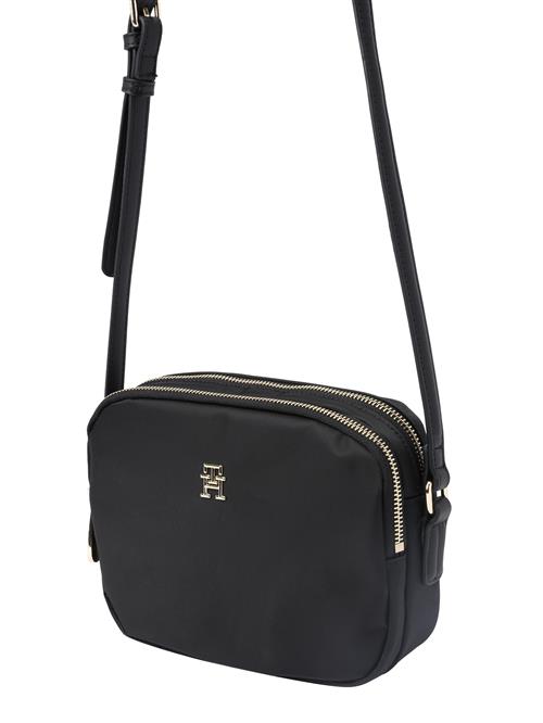 Se TOMMY HILFIGER Skuldertaske 'Poppy'  guld / sort ved About You