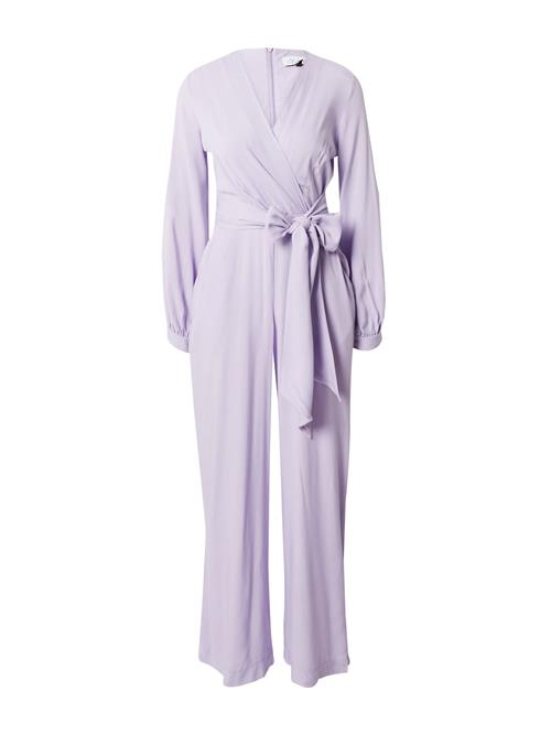 Se Closet London Jumpsuit  pastellilla ved About You