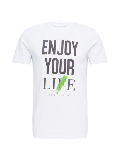 Se EINSTEIN & NEWTON Bluser & t-shirts 'Lie'  æble / sort / hvid ved About You