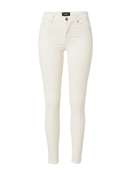 Se VERO MODA Jeans 'Lux'  creme ved About You