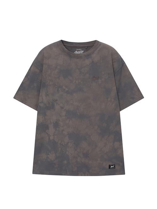 Se Pull&Bear Bluser & t-shirts  mudderfarvet / basalgrå ved About You