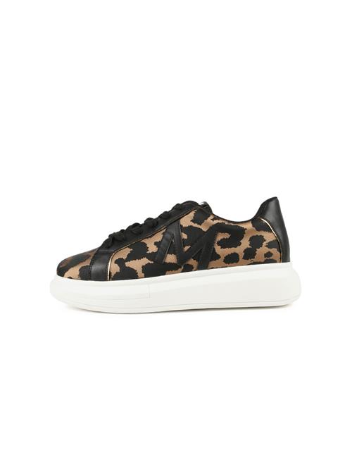 Se Lola Casademunt Sneaker low  brun / sort ved About You