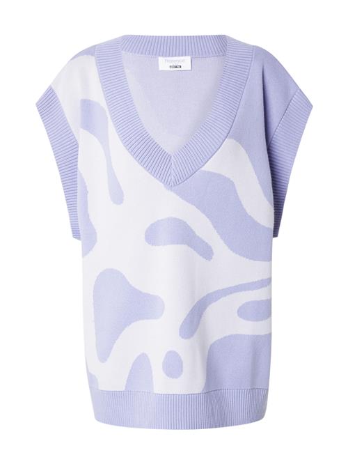 Se florence by mills exclusive for ABOUT YOU Pullover i overstørrelse 'Apple Cider'  violetblå / offwhite ved About You