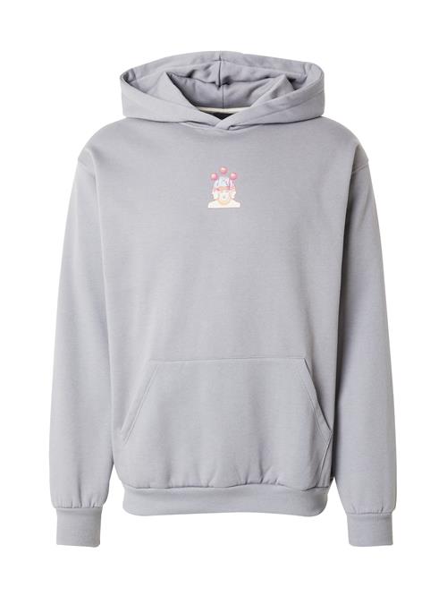 Se Kaotiko Sweatshirt 'SUD. CAP. NAIROBI'  lysebeige / pastelblå / grå / pink ved About You