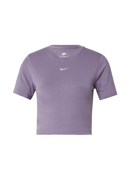 Se Nike Sportswear Shirts 'Essential'  lavendel / hvid ved About You