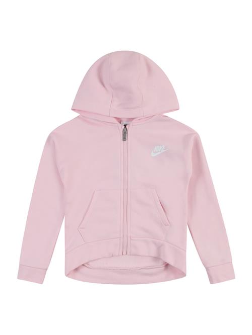 Se Nike Sportswear Sweatjakke 'Club'  pink / lyserød / hvid ved About You