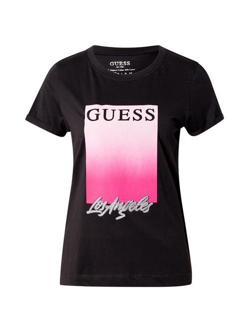 Se GUESS Shirts  pink / lyserød / sort ved About You