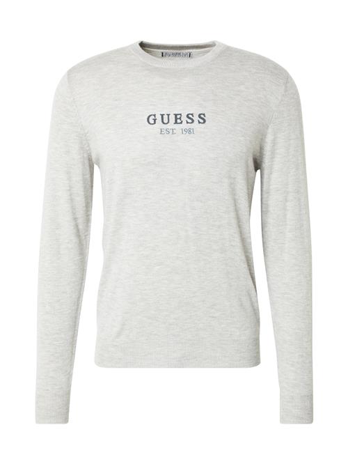 Se GUESS Pullover 'DORAN'  grå-meleret ved About You