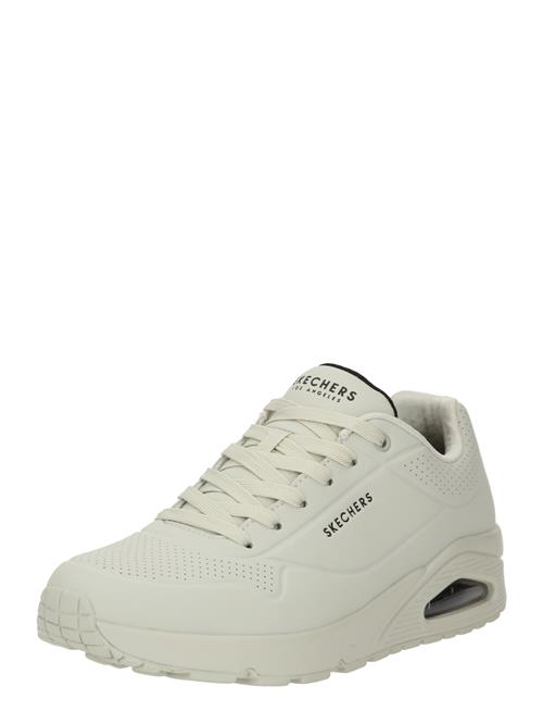 Se SKECHERS Sneaker low 'UNO STAND ON AIR'  sort / offwhite ved About You