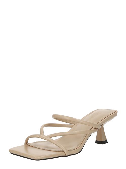 Se TOPSHOP Pantoletter 'Ice'  lysebeige ved About You