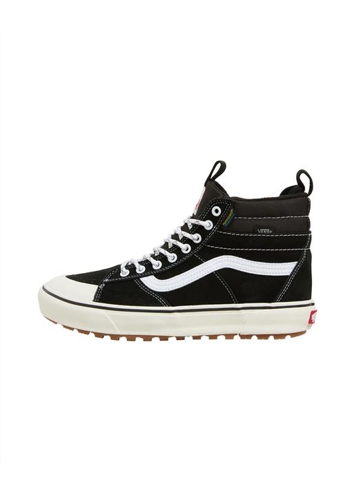 Se VANS Sneaker high 'MTE SK8-HI'  sort / hvid ved About You