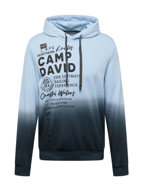 Se CAMP DAVID Sweatshirt  marin / lyseblå / sort ved About You