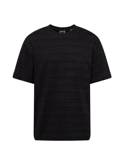 Se JACK & JONES Bluser & t-shirts  lysegrøn / sort ved About You