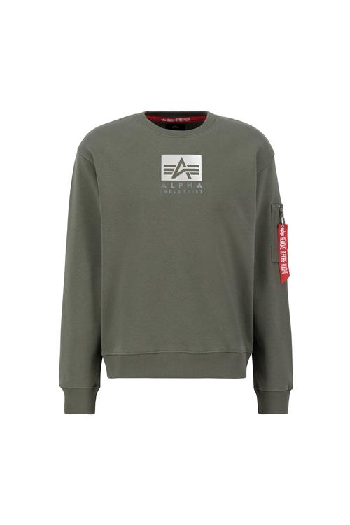 Se ALPHA INDUSTRIES Sweatshirt  khaki / hvid ved About You