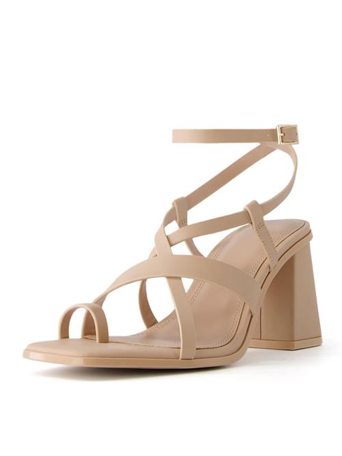 Se Bershka Pumps  nude ved About You