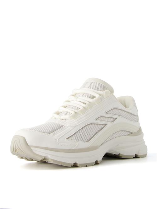 Se Bershka Sneaker low  grå / hvid / offwhite / naturhvid ved About You