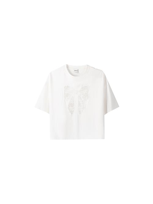 Se Bershka Shirts  offwhite ved About You