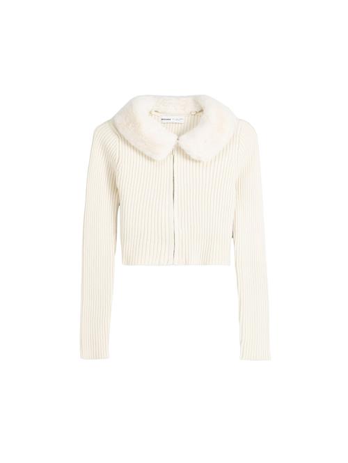 Se Bershka Cardigan  creme ved About You