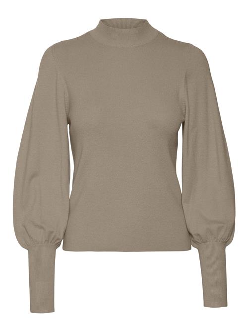 Se VERO MODA Pullover  brun ved About You