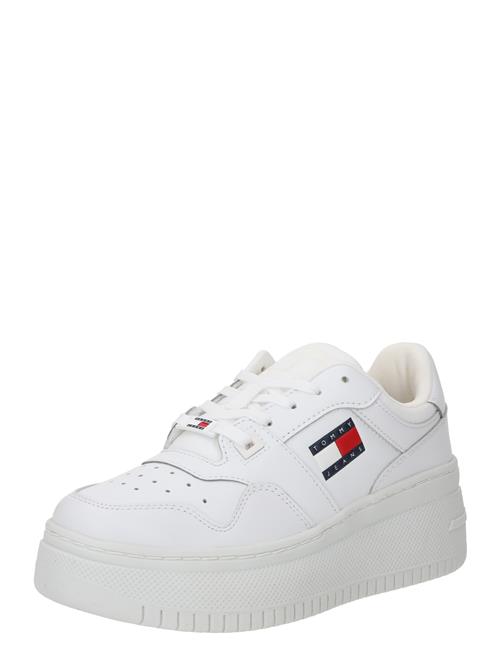 Se Tommy Jeans Sneaker low 'Retro Basket Ess'  natblå / rød / hvid ved About You