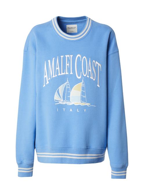 Se Abercrombie & Fitch Sweatshirt 'SUMMER BLUES'  blå / lyseblå ved About You