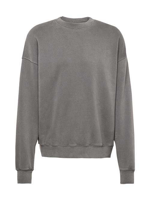 Se Abercrombie & Fitch Sweatshirt 'ESSENTIAL'  grå ved About You