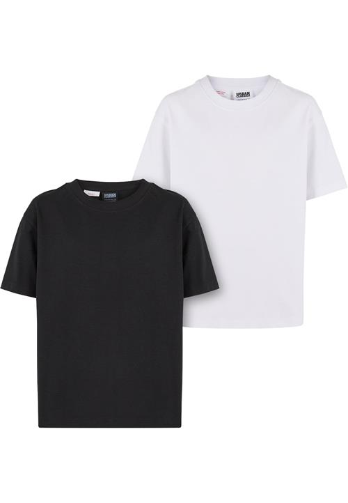 Se Urban Classics Bluser & t-shirts  sort / hvid ved About You