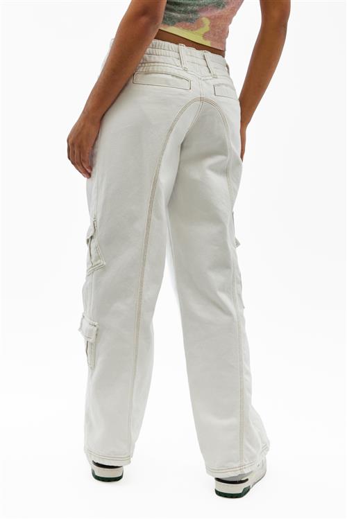 Se BDG Urban Outfitters Jeans  white denim ved About You