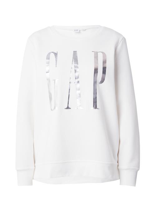 Se GAP Sweatshirt  sølv / hvid ved About You