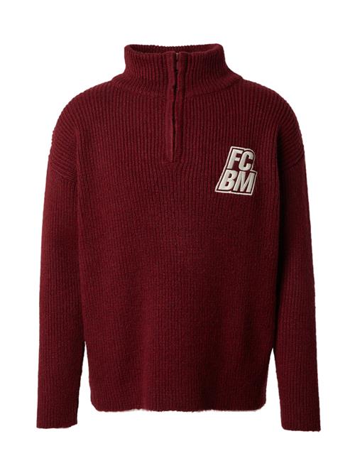 Se FCBM Pullover 'Carl'  burgunder / hvid ved About You