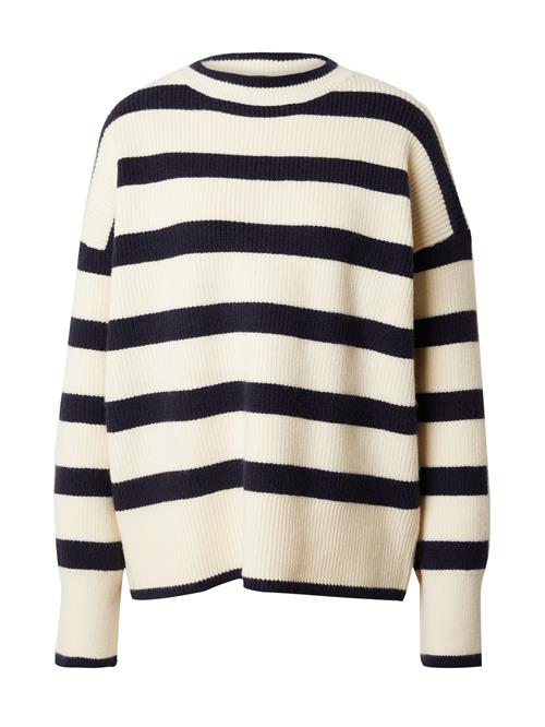 Se Nasty Gal Pullover  beige / navy ved About You