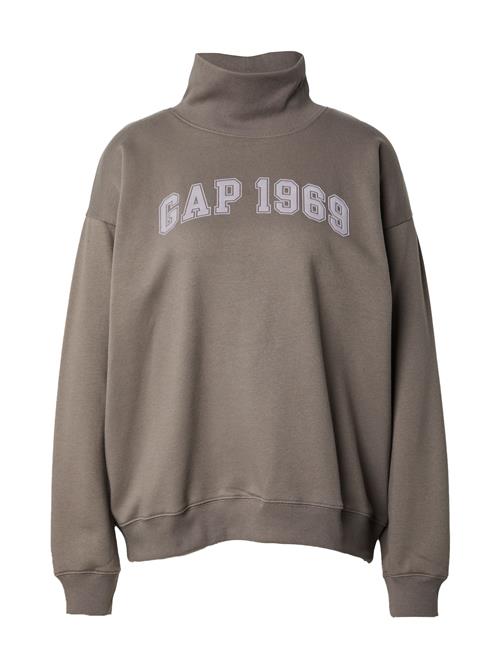 Se GAP Sweatshirt  grå / greige ved About You