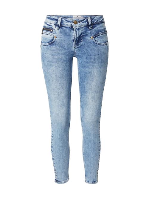 Se FREEMAN T. PORTER Jeans 'Alexa'  blue denim ved About You