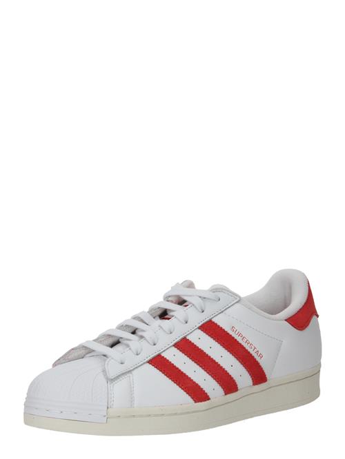 Se ADIDAS ORIGINALS Sneaker low 'Superstar'  rød / hvid ved About You