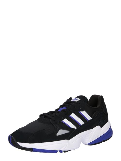 Se ADIDAS ORIGINALS Sneaker low 'FALCON'  blå / sort / hvid ved About You