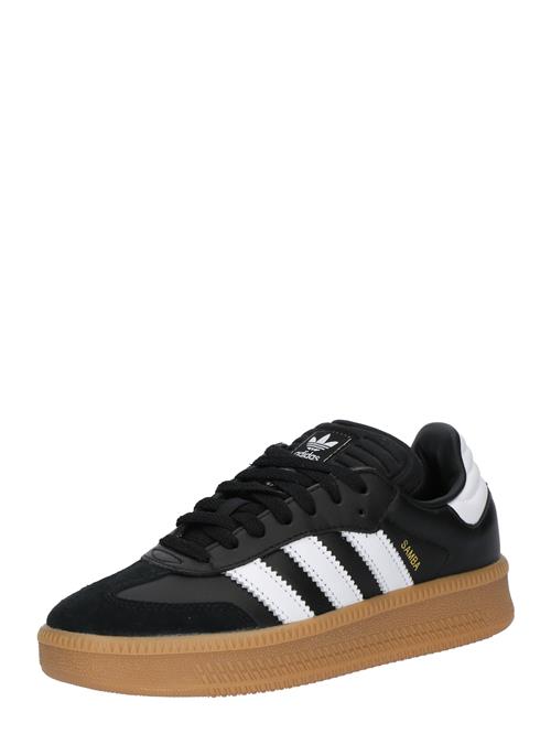 Se ADIDAS ORIGINALS Sneakers 'Samba XLG'  sort / hvid ved About You