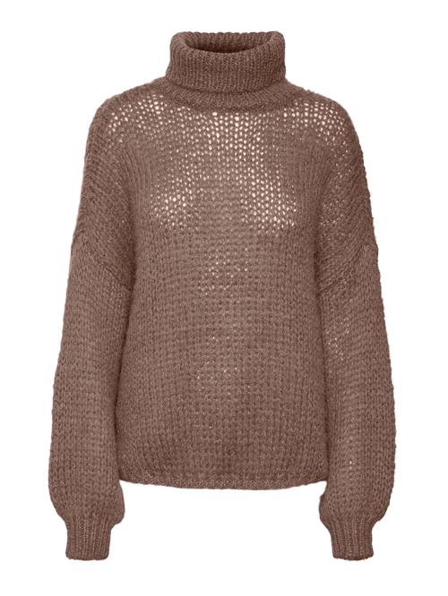 Se VERO MODA Pullover 'ERIN'  brun ved About You