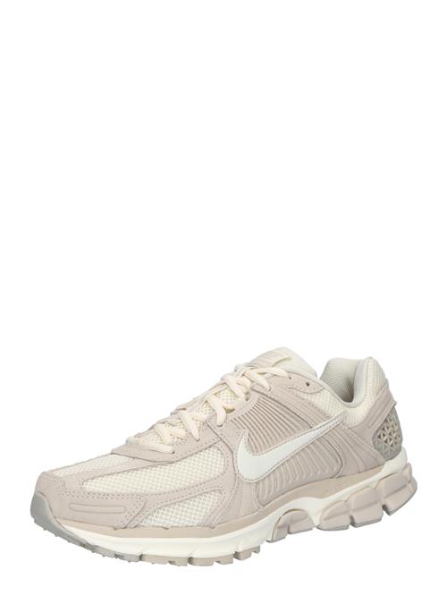 Nike Sportswear Sneaker low 'ZOOM VOMERO 5'  brun