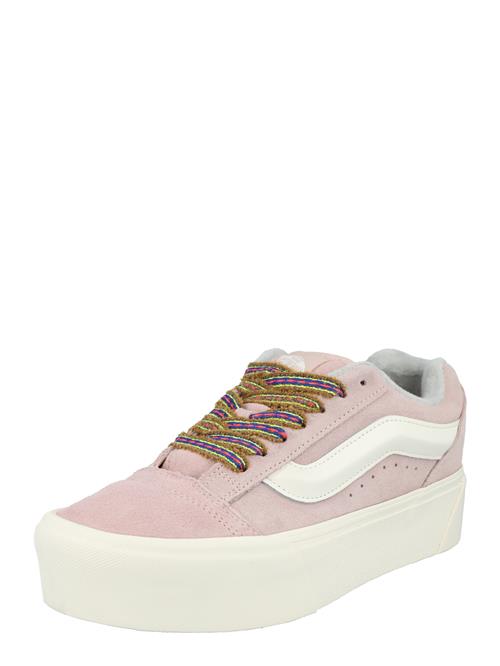 Se VANS Sneaker low 'Knu Stack'  gammelrosa / hvid ved About You