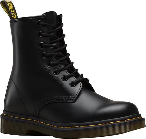 Se Dr. Martens 1460 Black Smooth Kvinde Black Snørestøvler Str 42 - hos Magasin ved Magasin