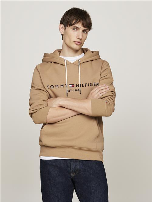 Se Tommy Hilfiger Tommy Logo Hoody Mand Safari Canvas Hoodies Str XL - hos Magasin ved Magasin